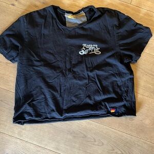 AN crop tee size XL great condition no signs of wear pet free non smoking home